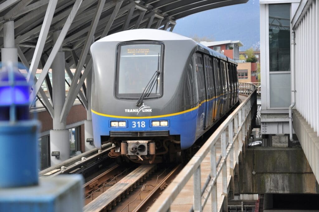 Vancouver SkyTrain, das am längsten betriebene fahrerlose, automatisierte Schnellverkehrssystem (seit 1985) 